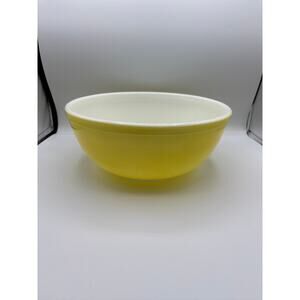 Pyrex 10" 4 QT primary yellow, 404 nesting bowl